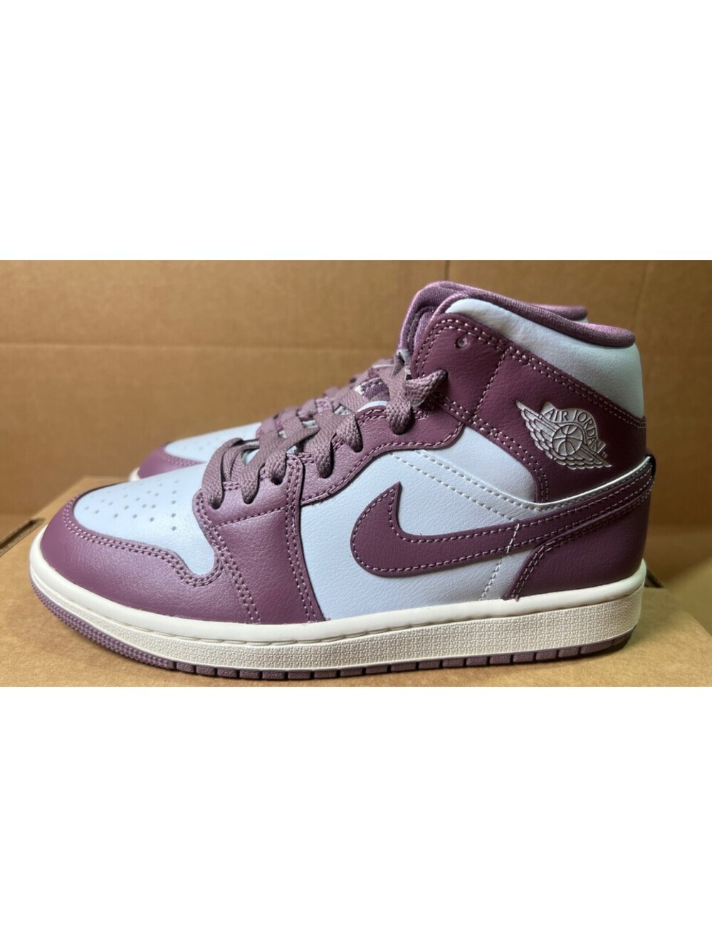 Women's Air Jordan 1 Mid Pure Platinum/Sky J Mauve-Sail (BQ6472 050) Sz 6.5